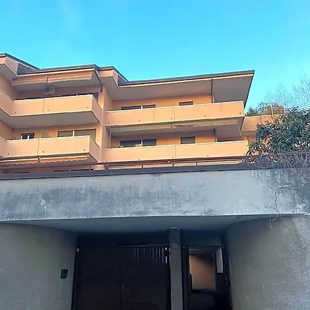호텔 Sky View Apartment, Como, Modern Open Space